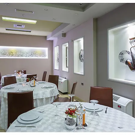 فندق Rikuest Qender Bulgarec